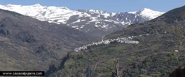 El placer de viajar de vacaciones por La Alpujarra