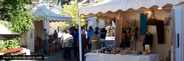Turismo Alpujarra rural feria mercado artesanía Alpujarra