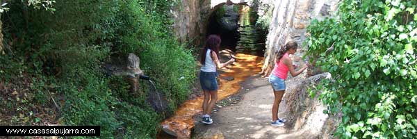 Paseando por La Alpujarra Fuente Agria